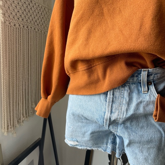 Burnt orange fleece pullover with balloon sleeve detail - Picture 2 of 4